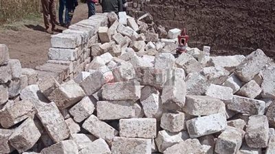 إيقاف 3 حالات بناء بالمهد دون ترخيص بقرية 