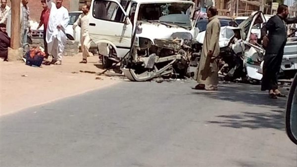 حادث تصادم سيارتين_