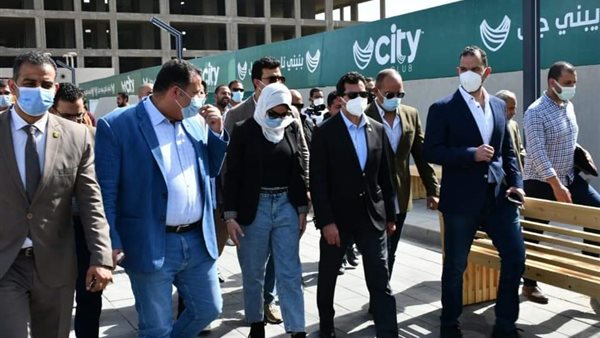 وزير الشباب والرياضة