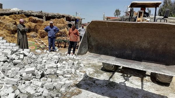 حملة إزالات في كفر