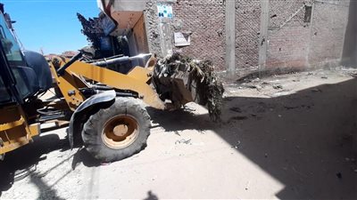  رفع 6 آلاف طن قمامة وإزالة 556 حالة إشغال بعدد من مراكز الفيوم
