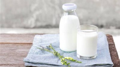 الحليب أكثر ترطيبًا للجسم من الماء | دراسة