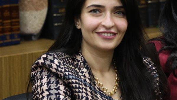 الدكتورة النائبة