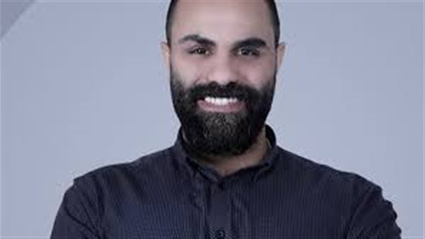 الدكتور أحمد الغريب