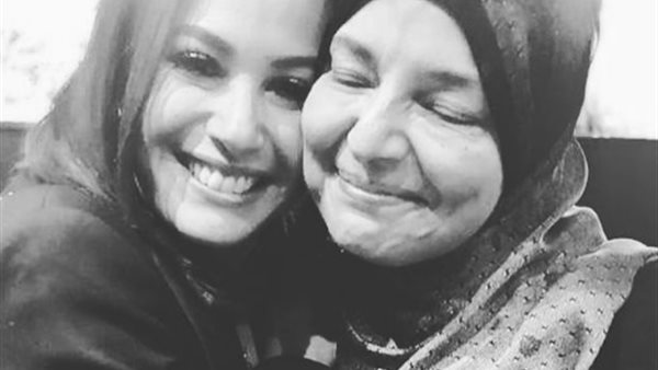 هالة زين وهند صبري