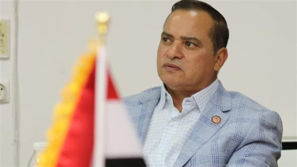 الدكتور أحمد عزيز