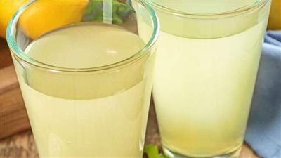 منها الارتواء والتخلص من حصوات الكلى.. تعرف على فوائد عصير الليمون على الإفطار في شهر رمضان