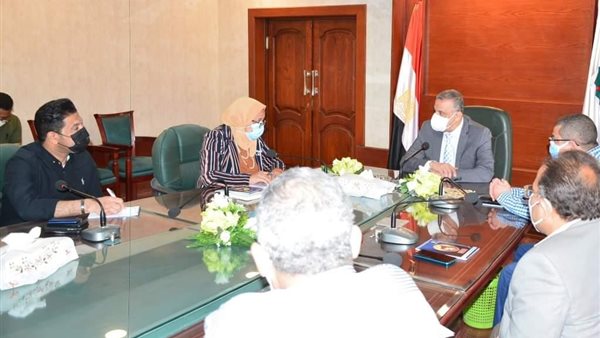 محافظ سوهاج وقيادات