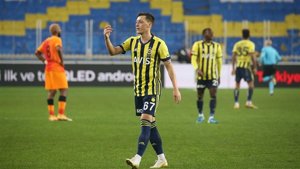 مسعود أوزيل