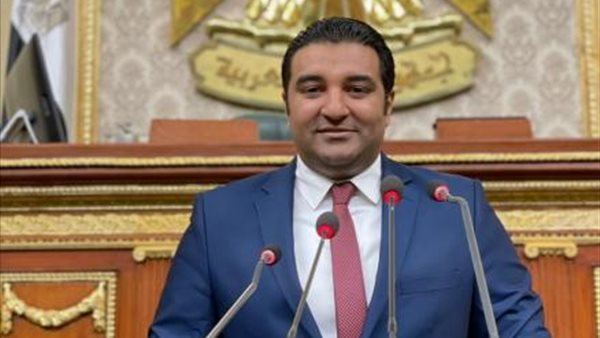 محمود عصام موسى عضو