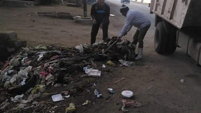 احترازًا من كورونا.. رفع 320 طن قمامة ومخلفات بالفيوم وترحيلها إلى المدفن الصحي 
