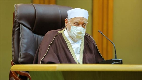 الدكتور أحمد عمر