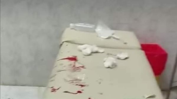 اعتداء على طاقم طبي