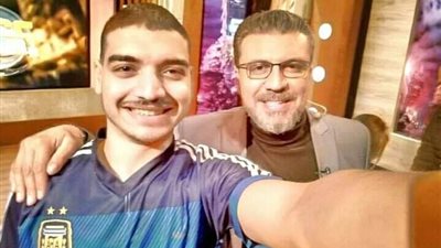 “الناس عاوزة فنكوش”.. كايا “الحقيقي” مهندس اتصالات يحلم بالتمثيل (فيديو)