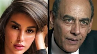 أحمد بدير يًطارد ياسمين صبري في حكايتي