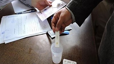 برلماني يطالب بإجراء تحليل مخدرات لطلاب الجامعات.. ووزير التعليم العالى يرد (فيديو)