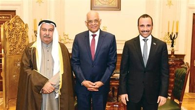 رئيس مجلس الأمة الكويتي يشيد بدور مصر التاريخي في دعم بلاده