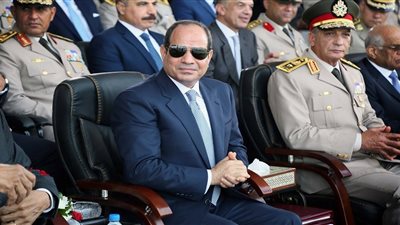 السيسي يستنكر شائعة تدبير حادث انفجار الدرب الأحمر:” إحنا نعمل كدا ؟!” (فيديو)