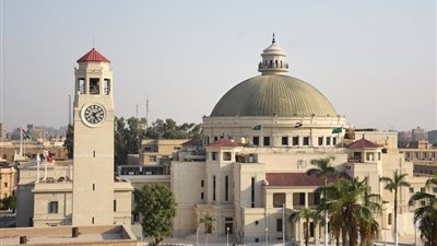 “القاهرة 24” يكشف حقيقة تعدي أفراد الأمن الإداري بجامعة القاهرة على طالب (صورة)