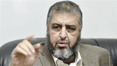 باحث يكشف دور شركة خيرت الشاطر التكنولوجية فى السيطرة على الإنترنت