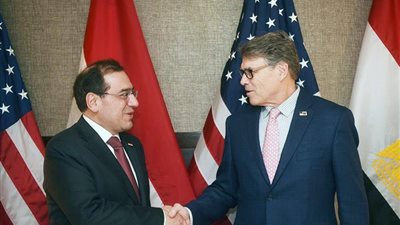 وزير الطاقة الأمريكي: مصر تمضى قدمًا لتصبح مركزا إقليميا لتجارة الغاز الطبيعى والبترول