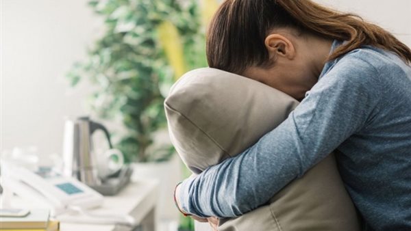 الشعور بالحزن - تعبيرية