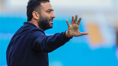 مساعد ميدو يروي لـ”القاهرة 24″ تفاصيل إقالته من تدريب الوحدة السعودي