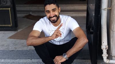 نجل رئيس حي وسط الإسكندرية: “لو إحنا مرتشين كان زمانا معانا عربيات وساكنين فى سبورتنج” (صورة)