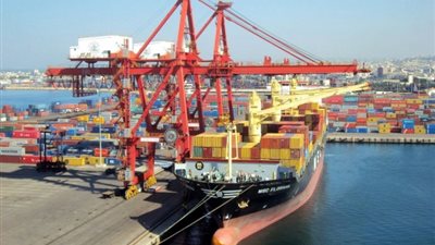 تشكيل لجنة بين التنمية الصناعية والجمارك لحل مشاكل الاستثمار الصناعي