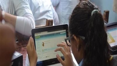 بالأرقام.. نتائج التجربة الأولى لمنظومة الامتحانات الإلكترونية للصف الأول الثانوي (صورة)