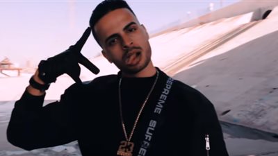 شادى سرور يسخر من محمد رمضان: “مش عايز أنزلك صورة” (فيديو)