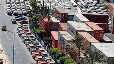 جمارك السويس تفرج عن 504 سيارة بقيمة 112 مليون خلال فبراير الماضي