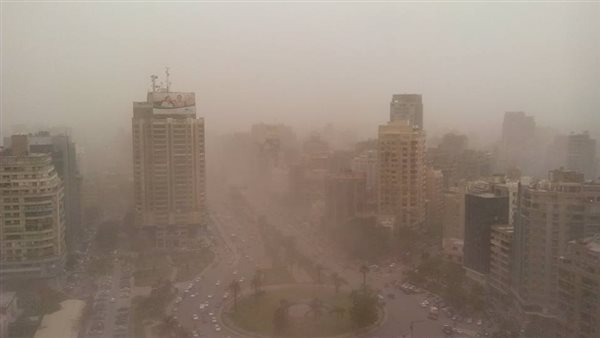 عاصفة ترابية