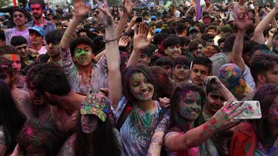 مهرجان الألوان في أربيل (صور)