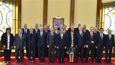 السيسي يثمن علي دور مكتبة الإسكندرية لنشر العلم والثقافة بالدولة (صور)