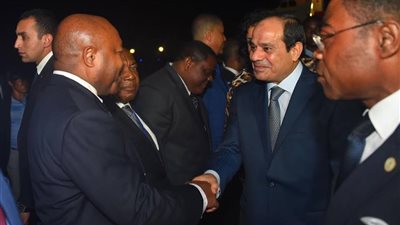 الرئيس يفتتح مجمع “السيسي” بجامعة جمال عبد الناصر في غينيا