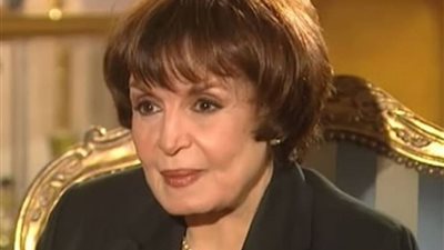 خاص.. سميرة أحمد تعود للدراما بمسلسل من “زمن الفن الجميل” بتوقيع يوسف معاطي وأحمد صقر