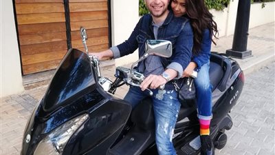 هكذا احتفل النجوم مع شيرين عبد الوهاب بعيد زواجها الأول من حسام حبيب