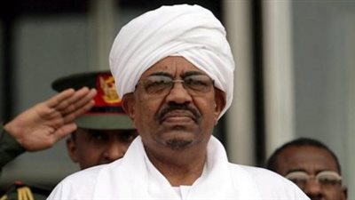 “على بركة الله”.. اجتماع التنحي بين الأجهزة الأمنية والبشير في الثالثة والنصف فجراً (فيديو)