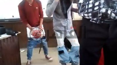 جامعة الأزهر تبرئ طلاب فيديو “خلع البنطلونات” (فيديو)
