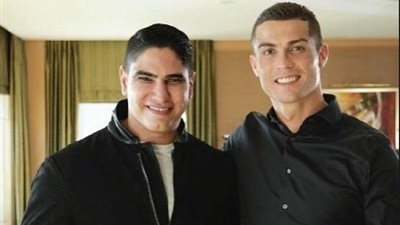 أبو هشيمة لطلاب عين شمس: “محمد صلاح أهم عندي مية مرة من كريستيانو” (صور)