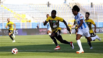 شكوك حول مشاركة بينافينتى وكينو مع بيراميدز أمام الأهلى