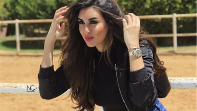 ياسمين صبري أول عربية يتم اختيارها وجهاً دعائياً لمجوهرات “كارتييه” العالمية (صور)