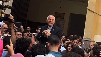 العالم فاروق الباز يُعلن عن جائزة باسمه للتميز العلمى (صور)