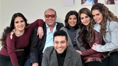 بعد تفرقهم.. هل ستجتمع عائلة صلاح عبد الله مرة ثانية في “قيد عائلي”!؟ (صور)