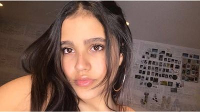 ابنة عمرو دياب تتعرض للهجوم بسبب فستان مُثير وتضطر لحذف صورها (صور)