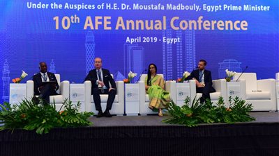 متحدثون خلال مؤتمر البورصات العربية: 80% من فرص العمل في القارة السمراء عبر المشروعات المتوسطة