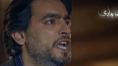 هل فقد هانى سلامة الذاكرة فى أحداث مسلسله “قمر هادى!؟”.. تعرف على التفاصيل
