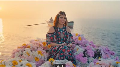 أصالة تحتفل بتخطي أغنيتها بنت أكابر حاجز الـ10 مليون مشاهدة على يوتيوب (صورة)