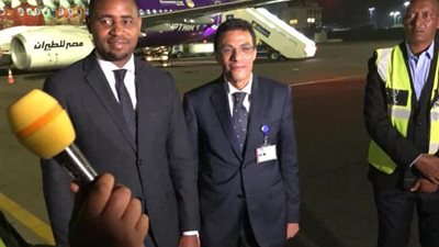 وصول أولى الطائرات المصرية إلى العاصمة الرواندية كيجالي (صور)